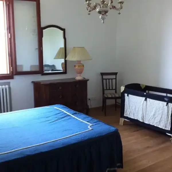 ebf137_c39325176f694a1988de97597814d5de